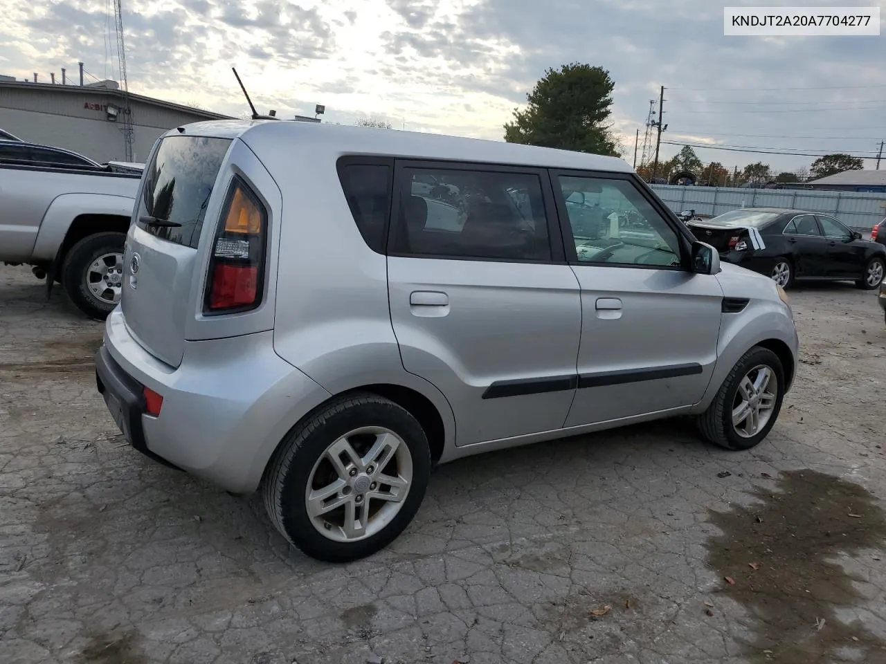 2010 Kia Soul + VIN: KNDJT2A20A7704277 Lot: 77334794