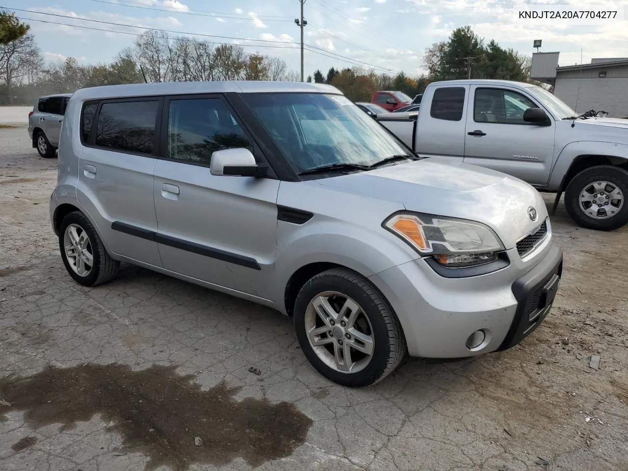 2010 Kia Soul + VIN: KNDJT2A20A7704277 Lot: 77334794