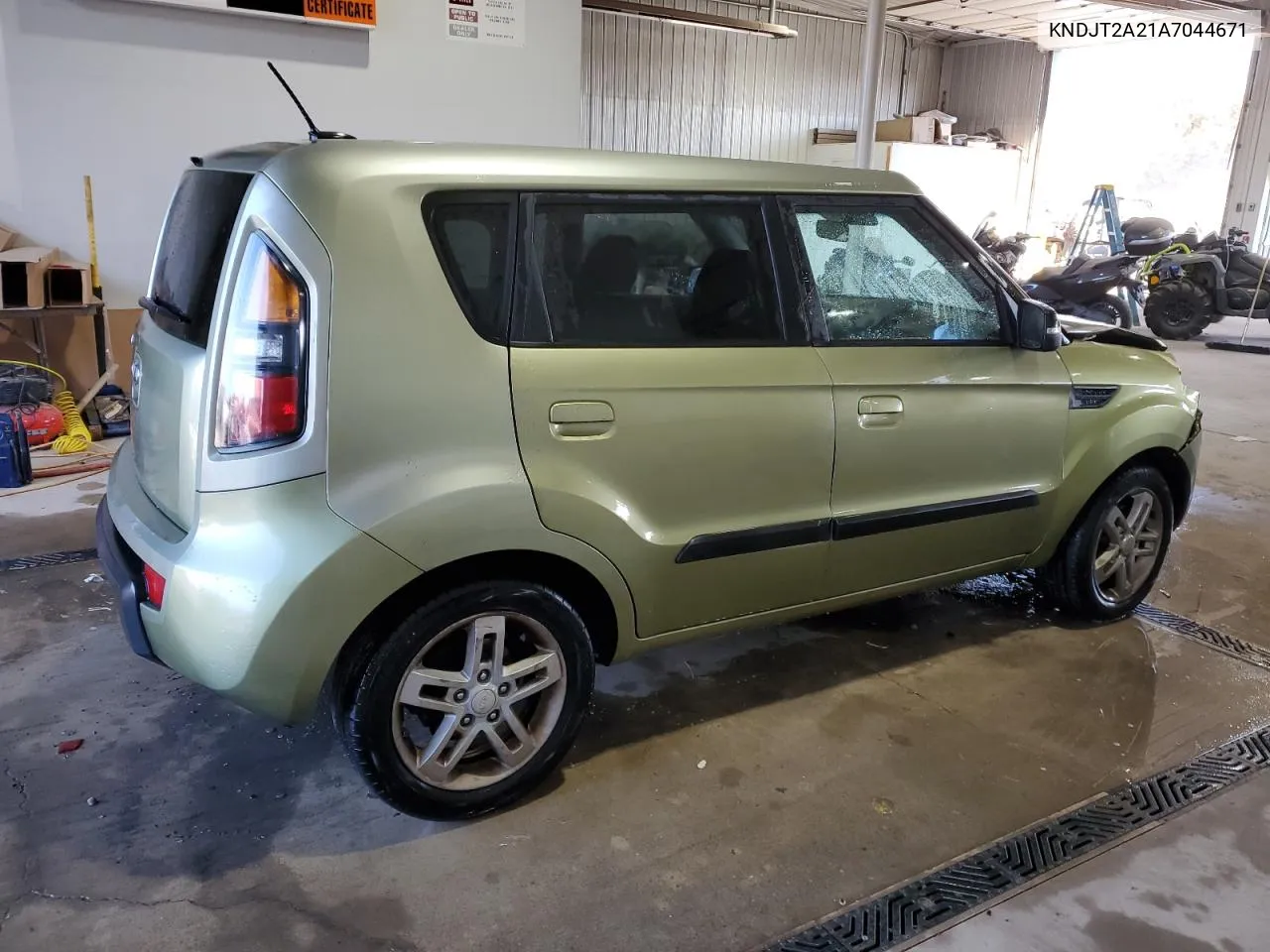 2010 Kia Soul + VIN: KNDJT2A21A7044671 Lot: 77432054