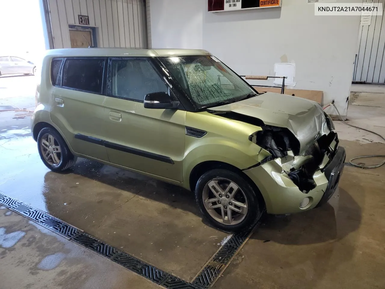 2010 Kia Soul + VIN: KNDJT2A21A7044671 Lot: 77432054