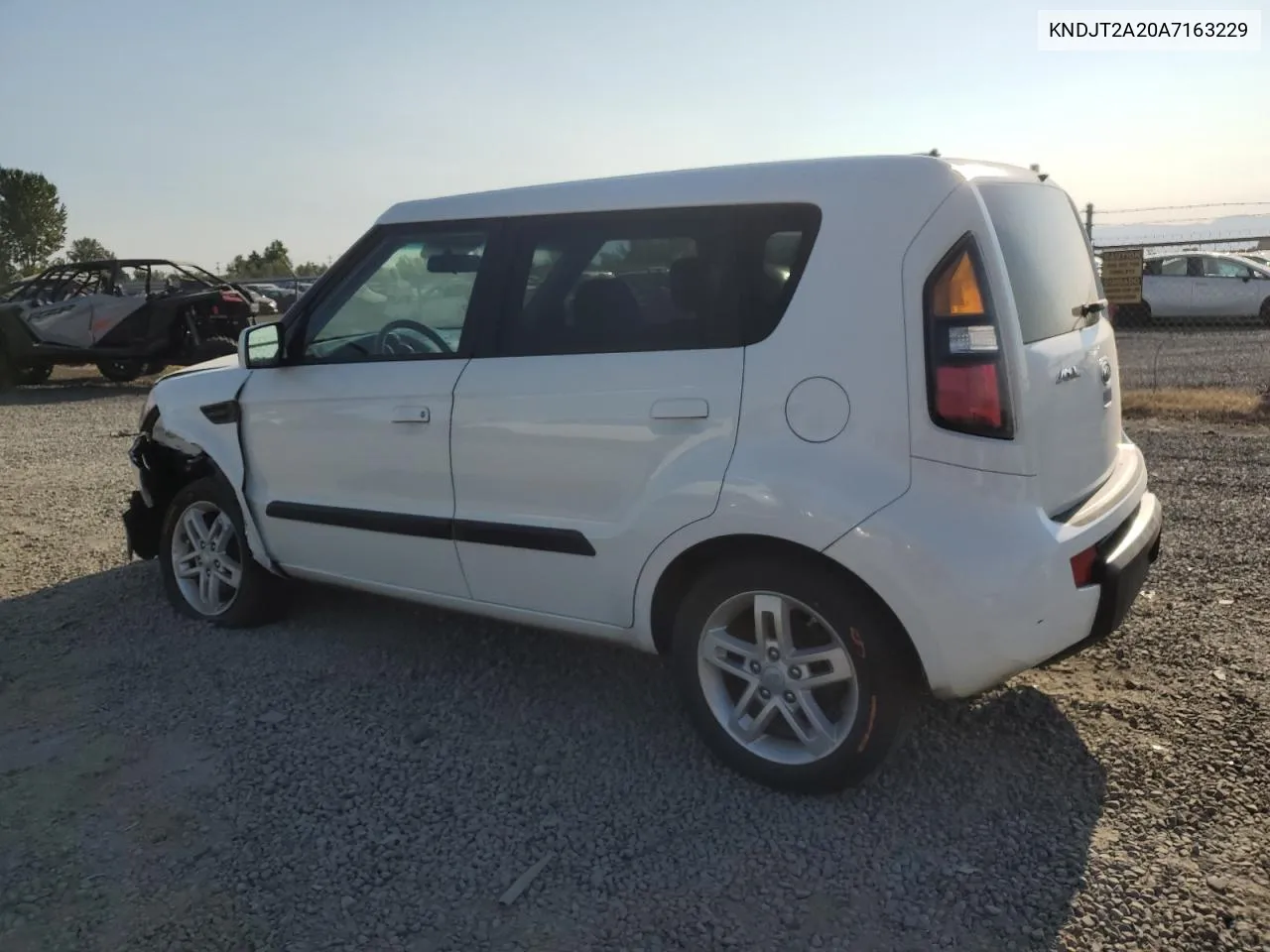 2010 Kia Soul + VIN: KNDJT2A20A7163229 Lot: 77900794