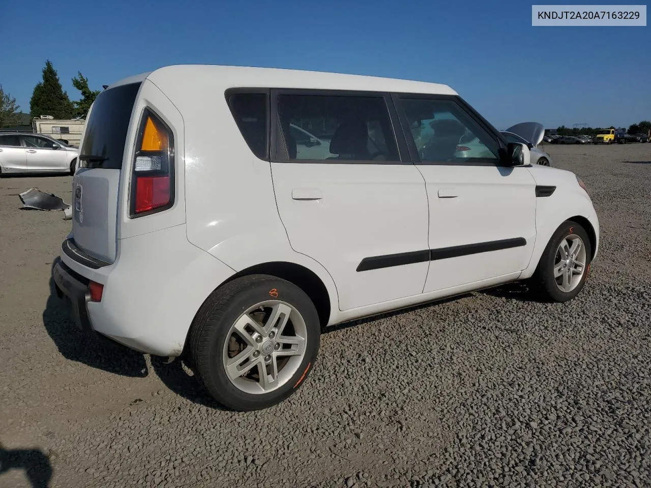 2010 Kia Soul + VIN: KNDJT2A20A7163229 Lot: 77900794