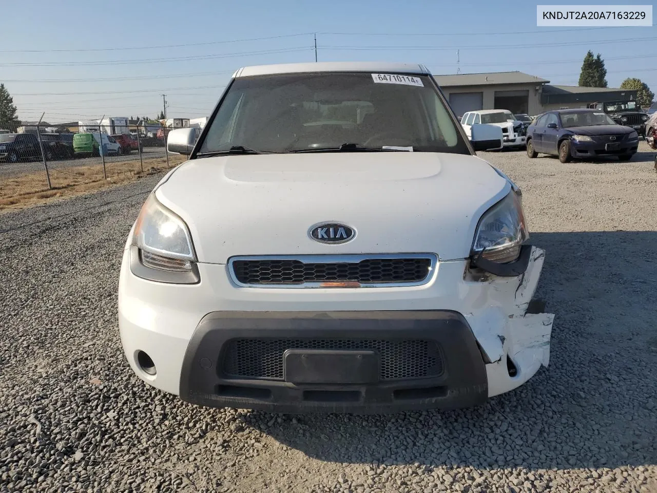 2010 Kia Soul + VIN: KNDJT2A20A7163229 Lot: 77900794