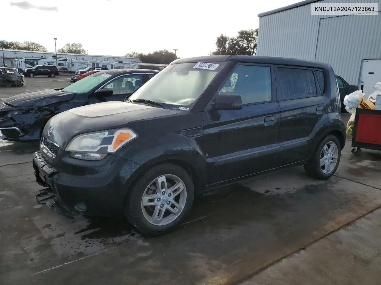 2010 Kia Soul + VIN: KNDJT2A20A7123863 Lot: 78284984