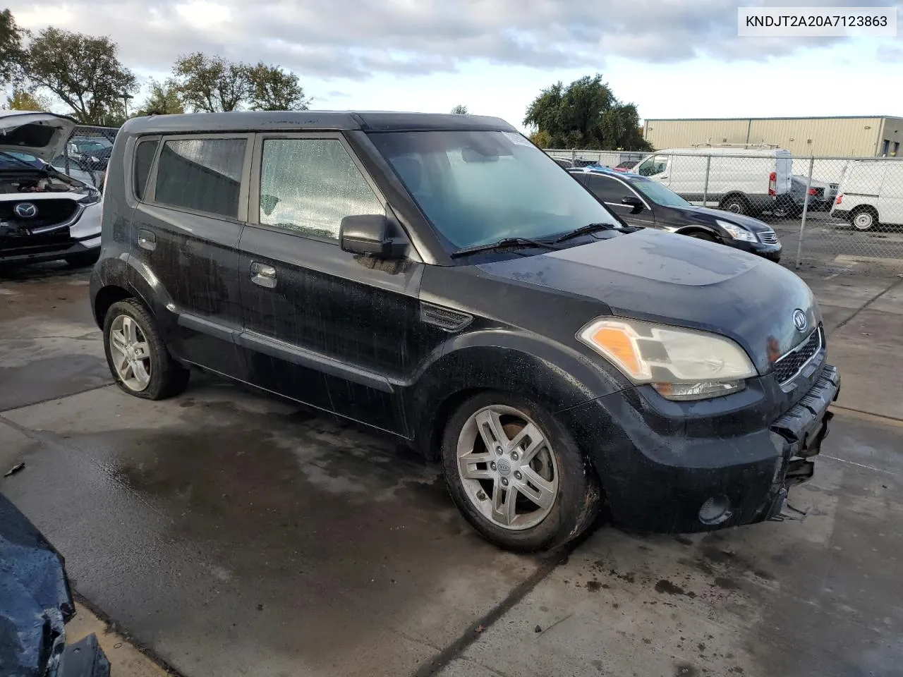 2010 Kia Soul + VIN: KNDJT2A20A7123863 Lot: 78284984