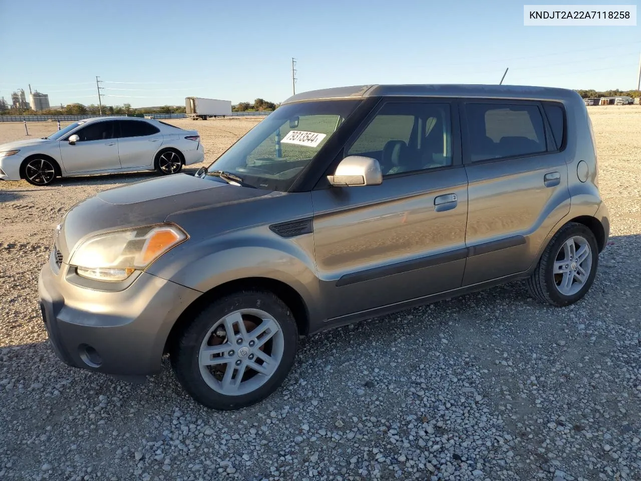 2010 Kia Soul + VIN: KNDJT2A22A7118258 Lot: 79313544