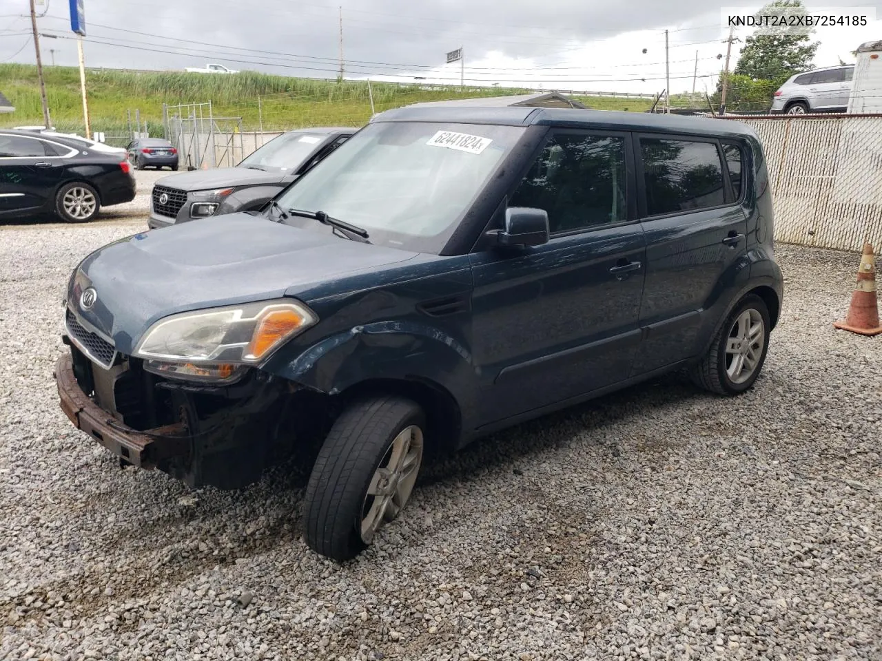 2011 Kia Soul + VIN: KNDJT2A2XB7254185 Lot: 62441824