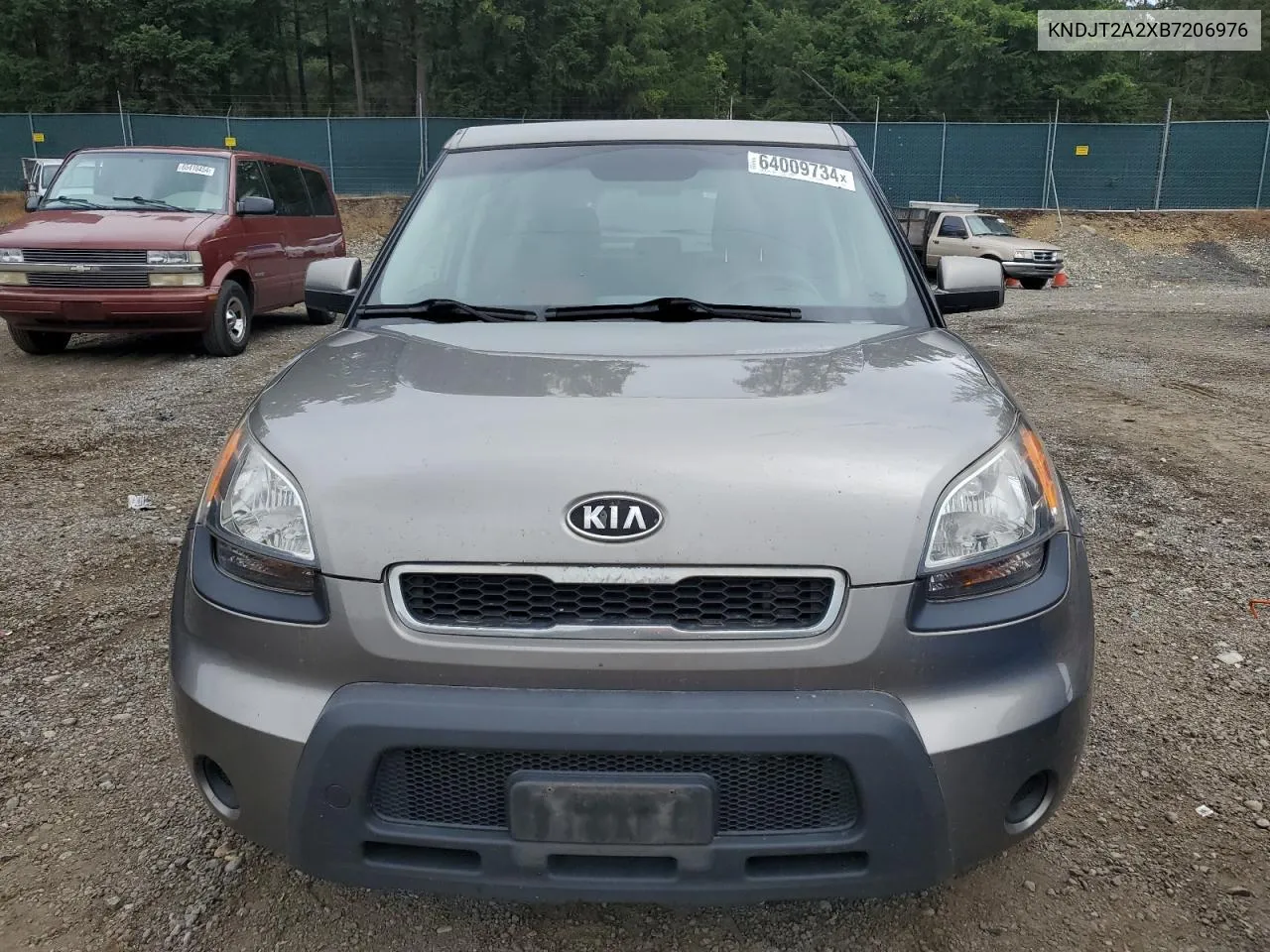 2011 Kia Soul + VIN: KNDJT2A2XB7206976 Lot: 64009734