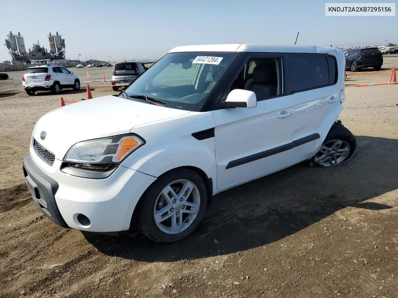 2011 Kia Soul + VIN: KNDJT2A2XB7295156 Lot: 64421294