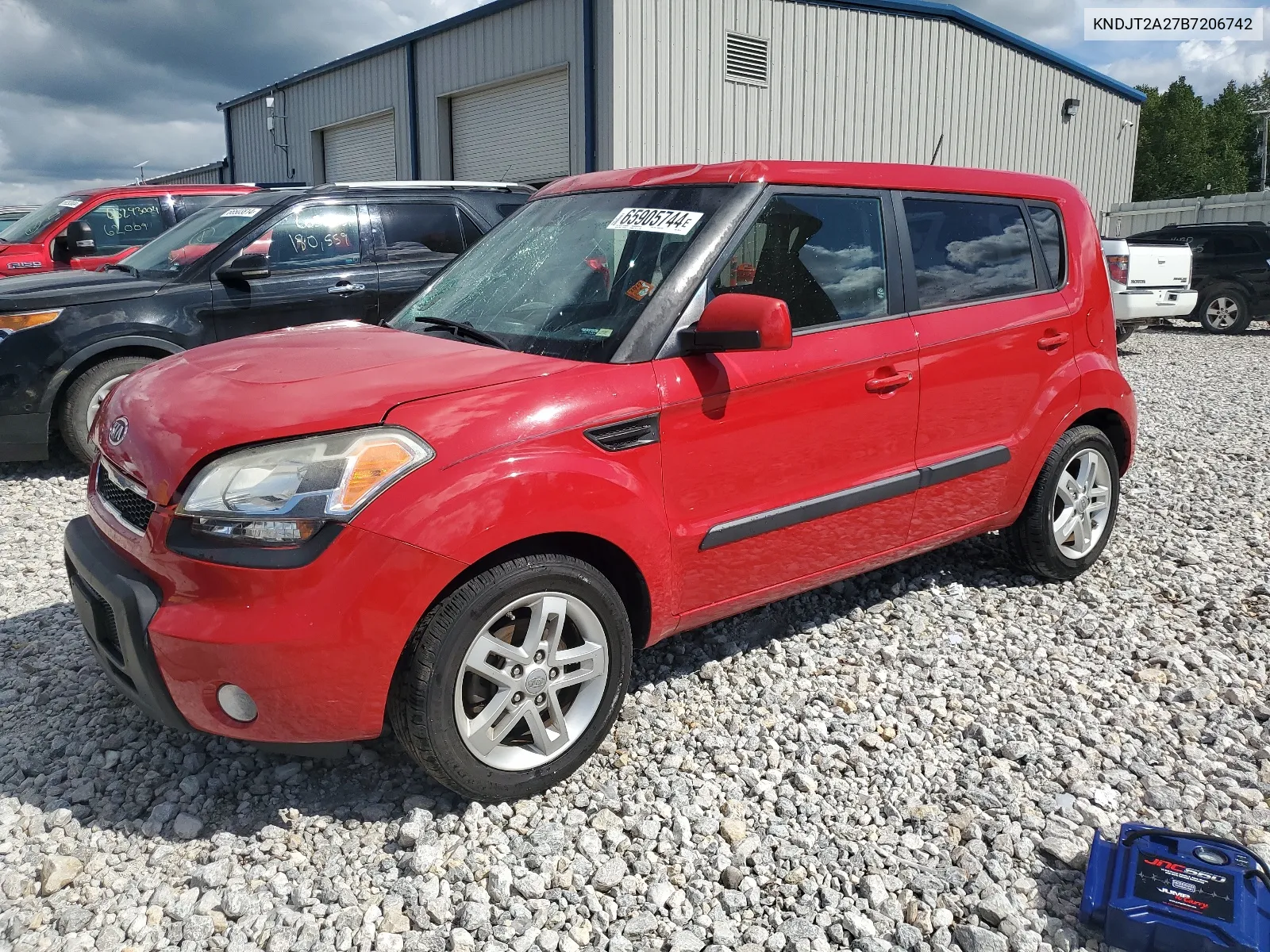 2011 Kia Soul + VIN: KNDJT2A27B7206742 Lot: 65905744