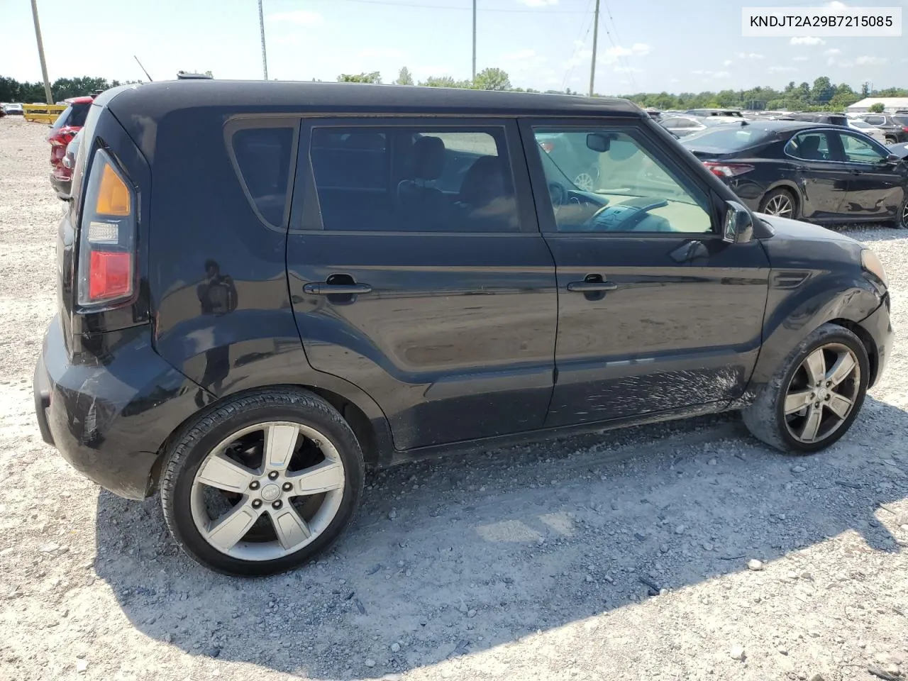 2011 Kia Soul + VIN: KNDJT2A29B7215085 Lot: 65980474