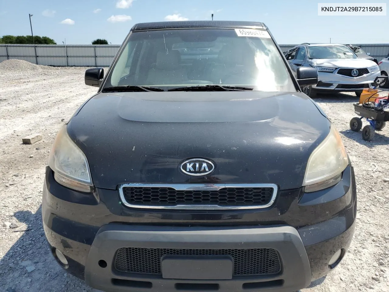 KNDJT2A29B7215085 2011 Kia Soul +