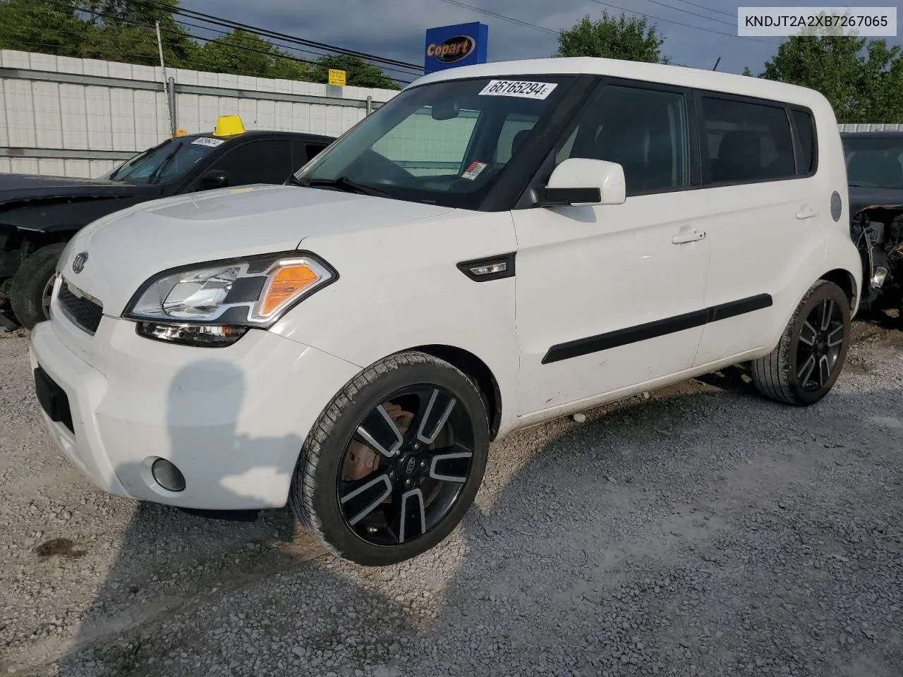 2011 Kia Soul + VIN: KNDJT2A2XB7267065 Lot: 66165294