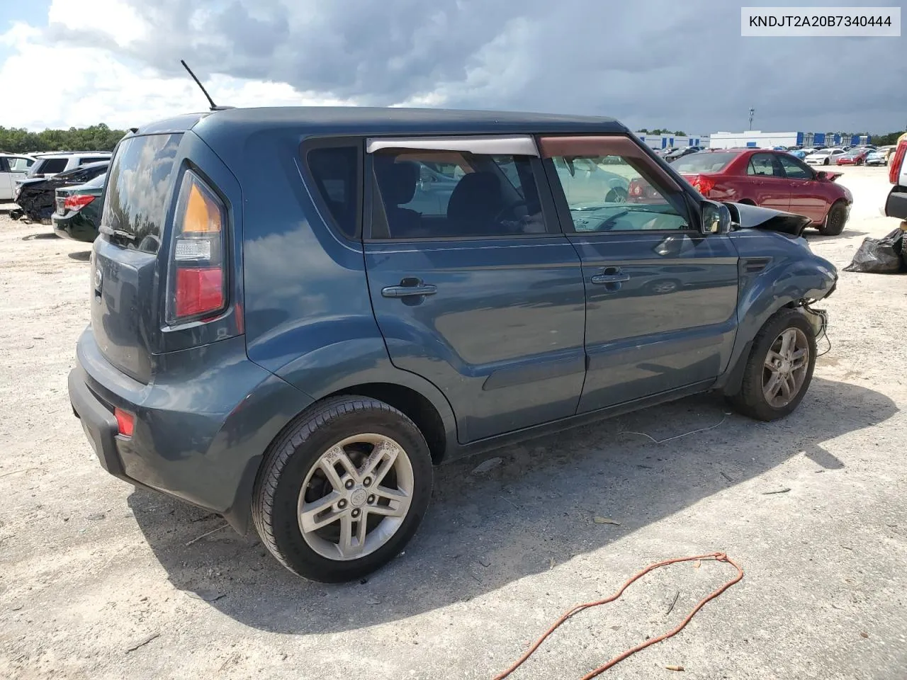 2011 Kia Soul + VIN: KNDJT2A20B7340444 Lot: 69370984