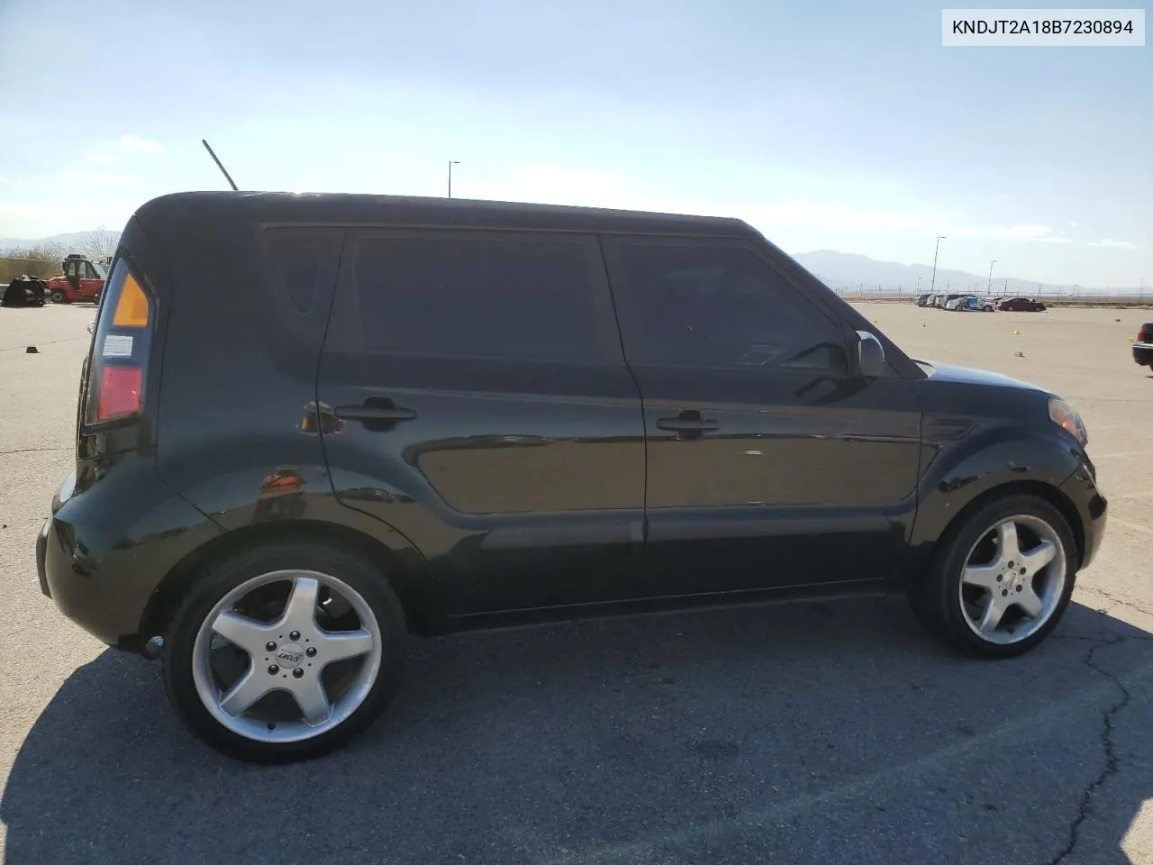 KNDJT2A18B7230894 2011 Kia Soul