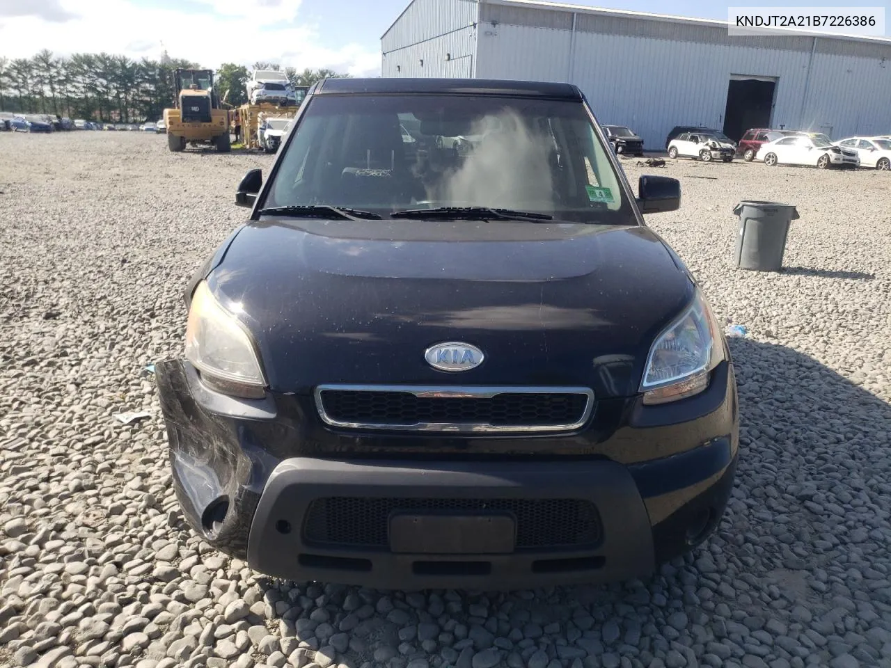 2011 Kia Soul + VIN: KNDJT2A21B7226386 Lot: 70584904