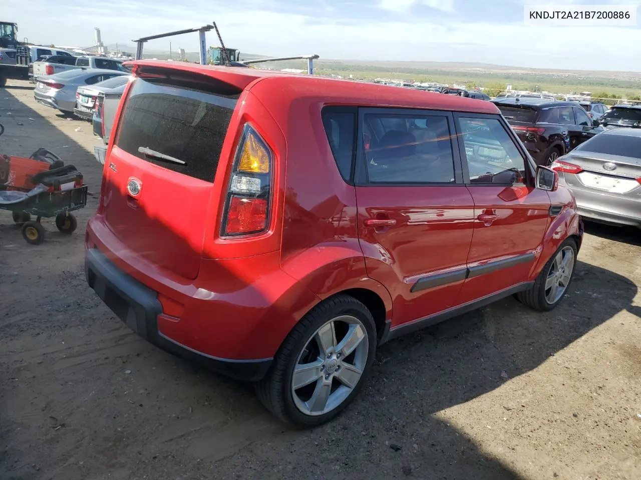 KNDJT2A21B7200886 2011 Kia Soul +