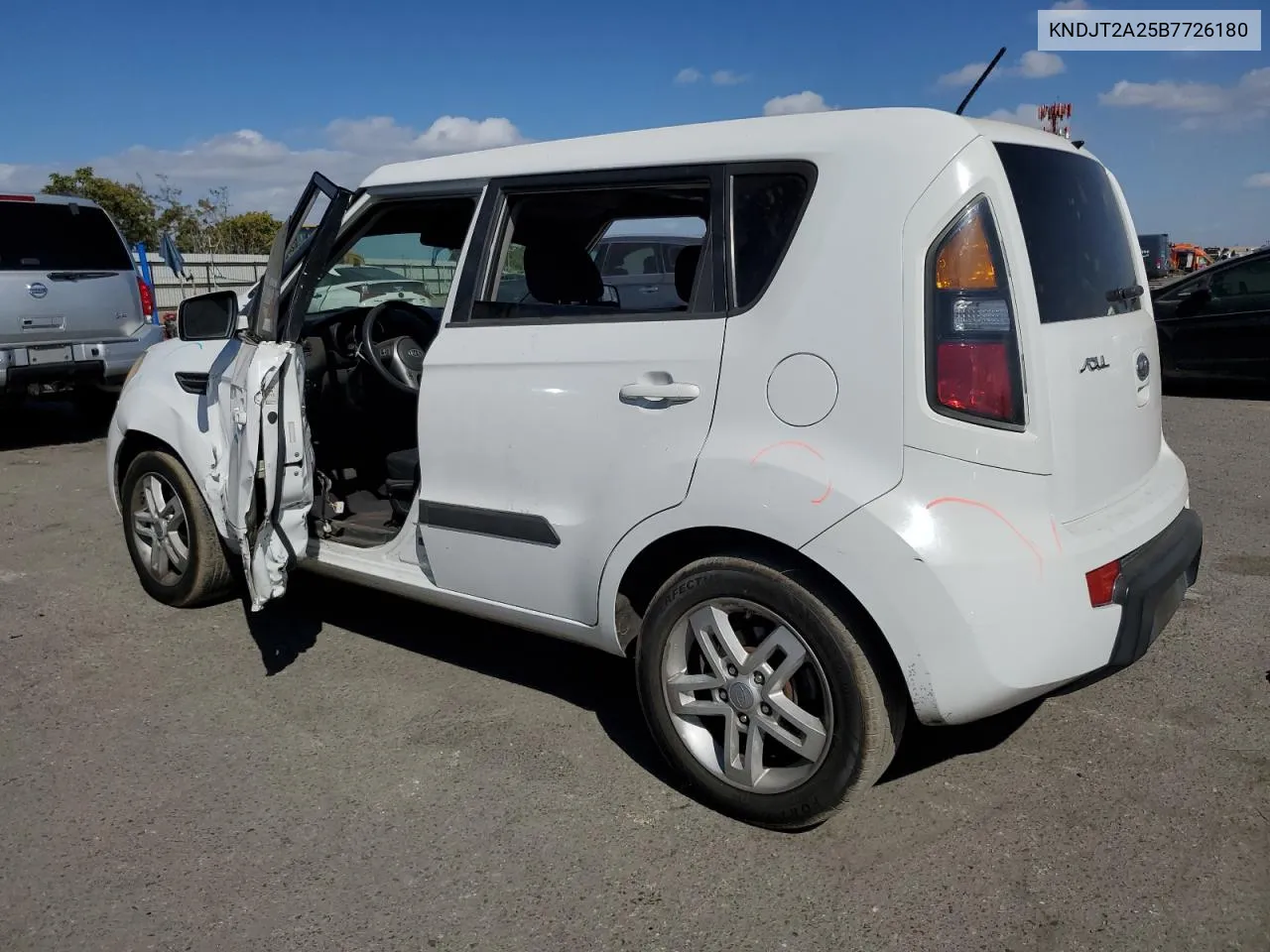 2011 Kia Soul + VIN: KNDJT2A25B7726180 Lot: 71124274