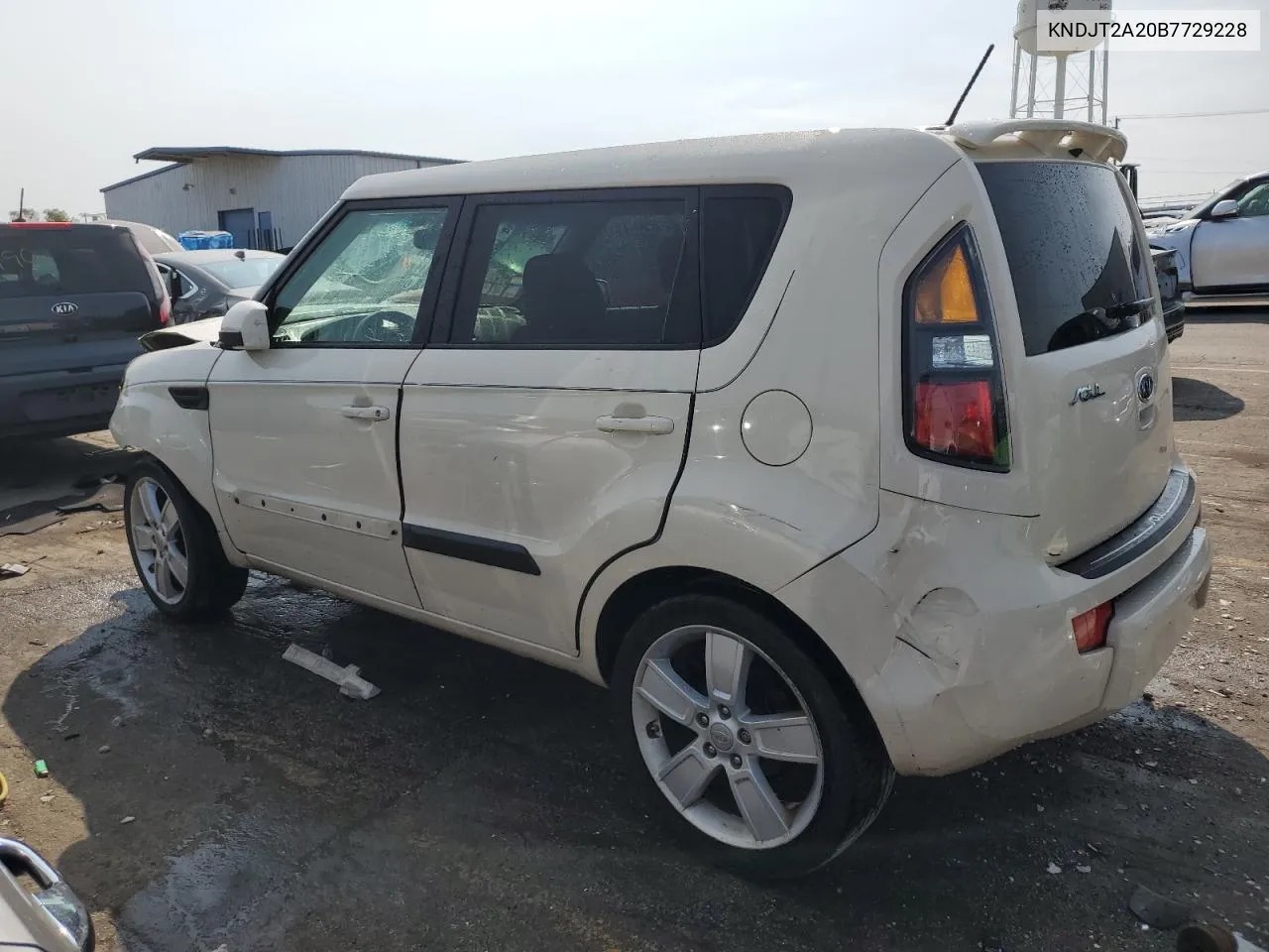 KNDJT2A20B7729228 2011 Kia Soul +