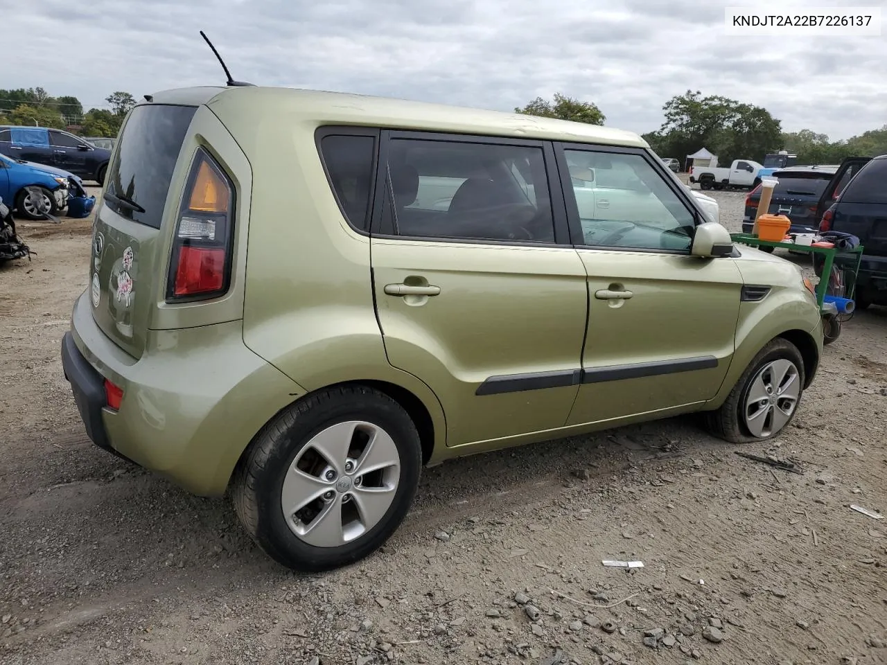 2011 Kia Soul + VIN: KNDJT2A22B7226137 Lot: 71366834