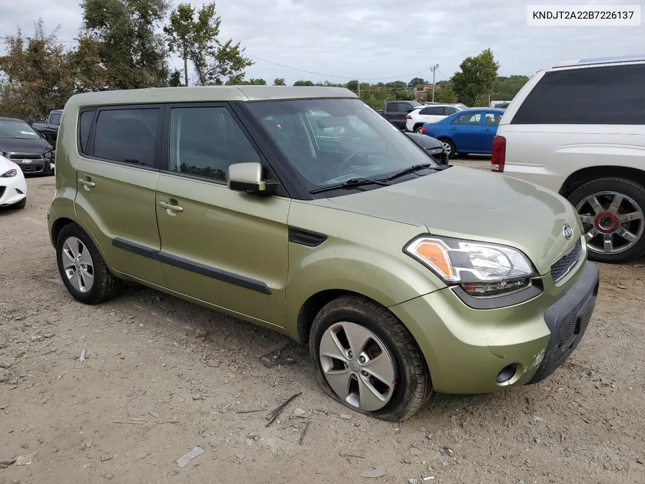 2011 Kia Soul + VIN: KNDJT2A22B7226137 Lot: 71366834