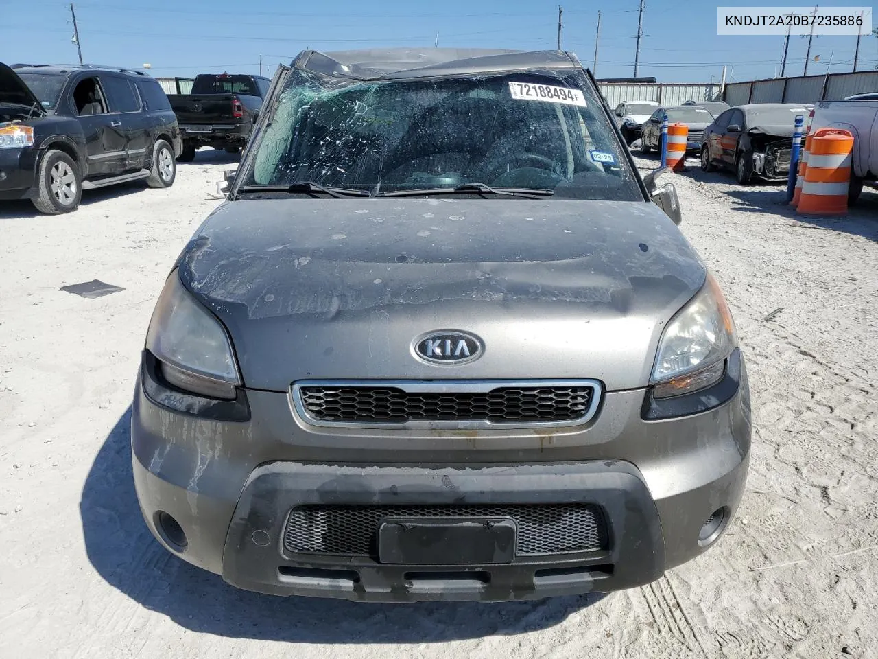 2011 Kia Soul + VIN: KNDJT2A20B7235886 Lot: 72188494