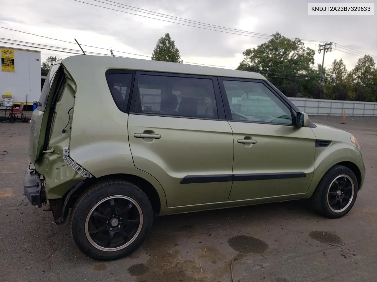 2011 Kia Soul + VIN: KNDJT2A23B7329633 Lot: 72332144