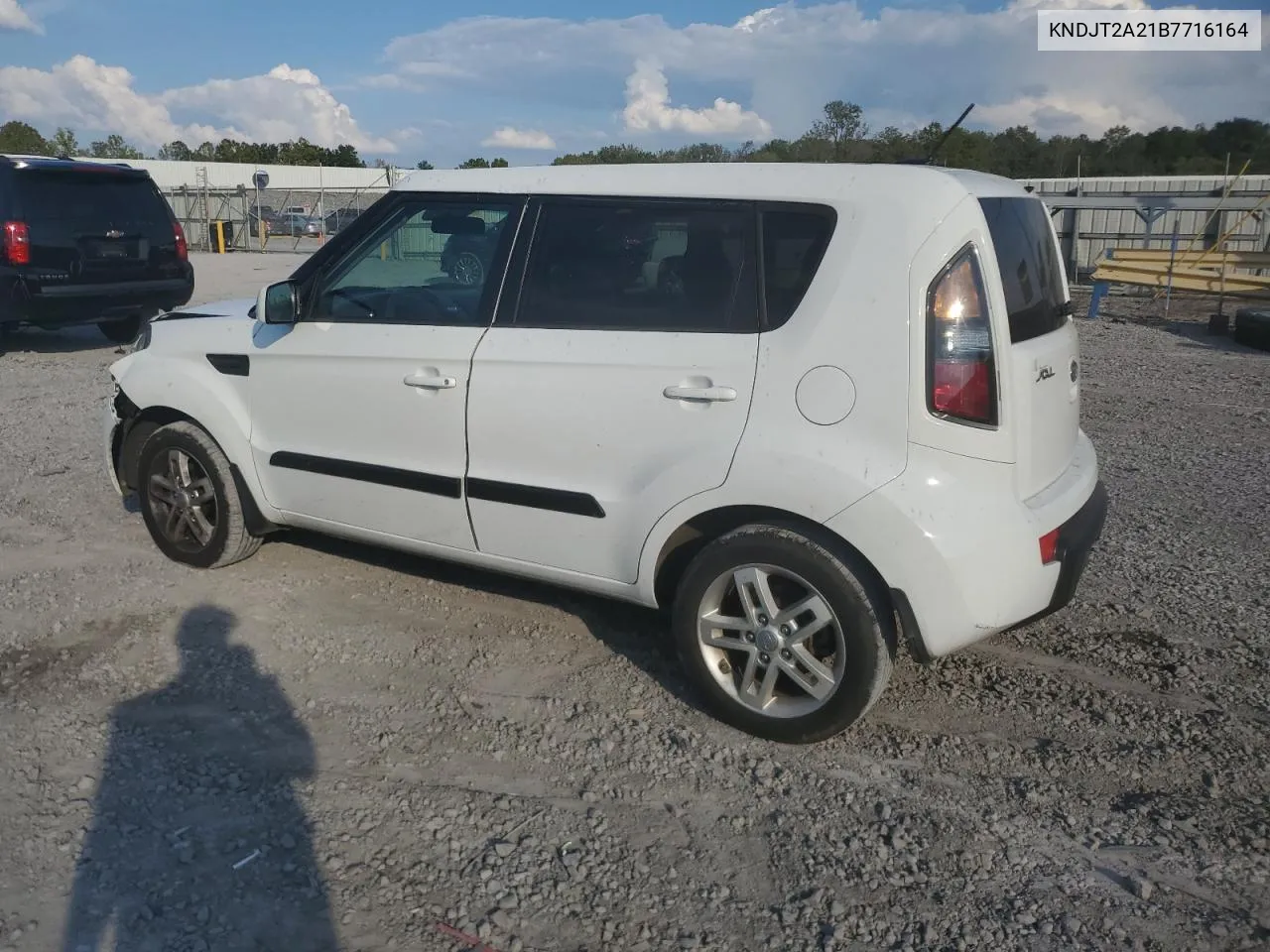 2011 Kia Soul + VIN: KNDJT2A21B7716164 Lot: 72795624