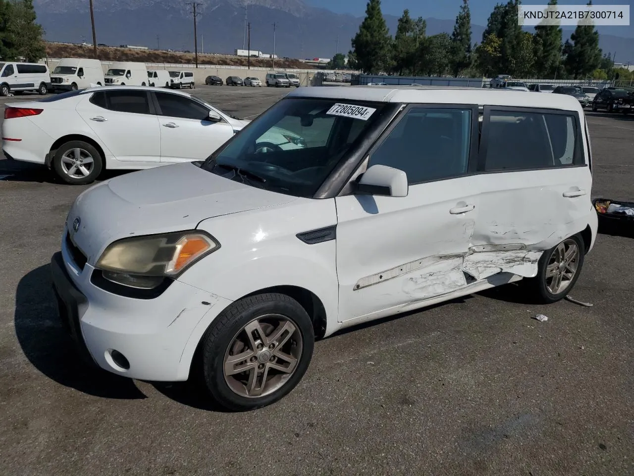 KNDJT2A21B7300714 2011 Kia Soul +