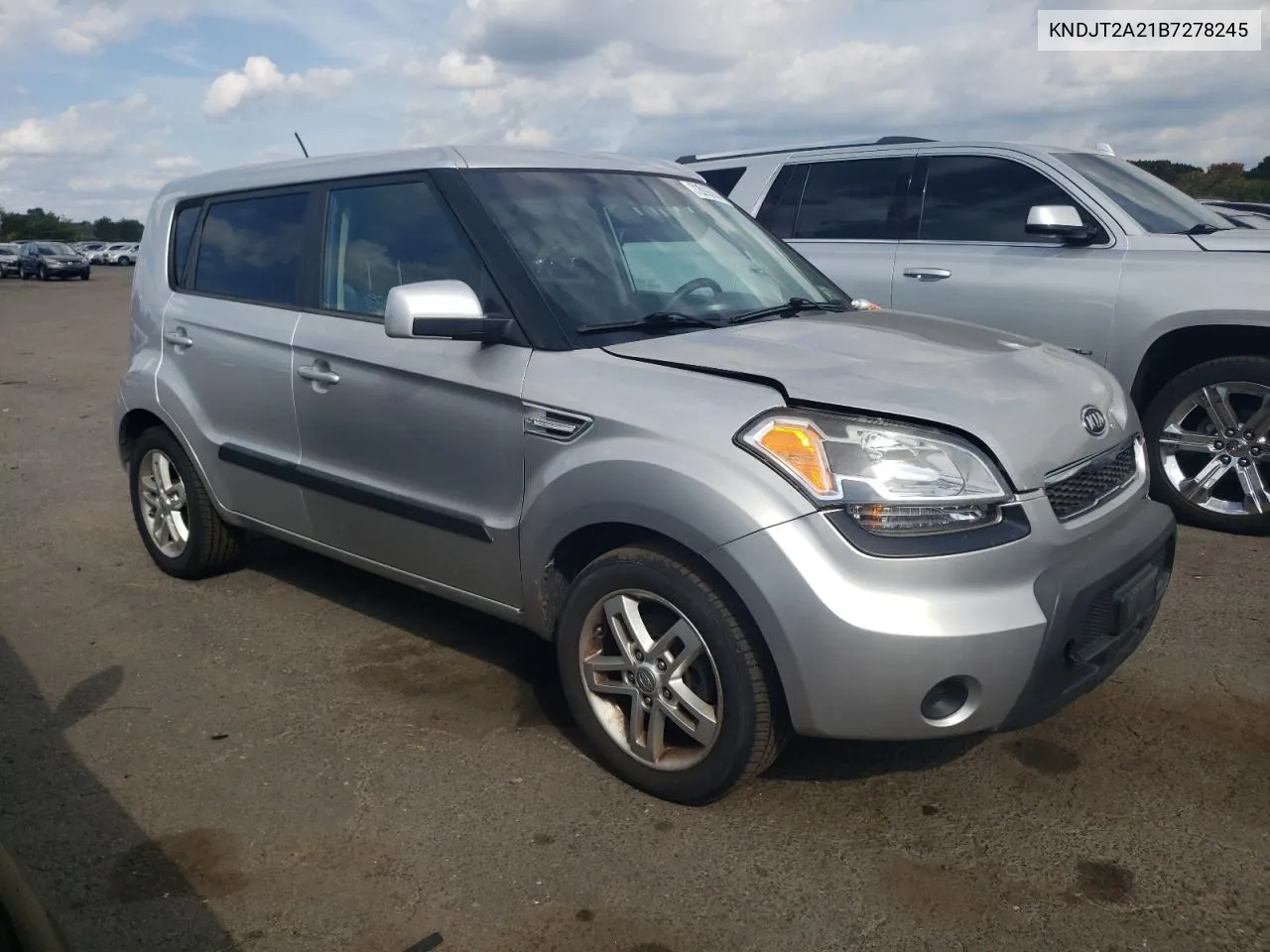 2011 Kia Soul + VIN: KNDJT2A21B7278245 Lot: 72898684