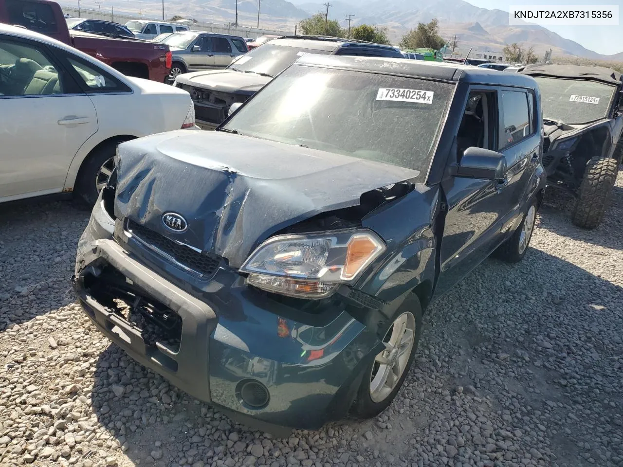 2011 Kia Soul + VIN: KNDJT2A2XB7315356 Lot: 73340254