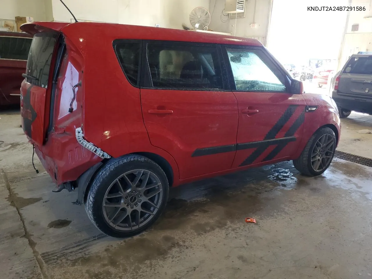 2011 Kia Soul + VIN: KNDJT2A24B7291586 Lot: 73778894