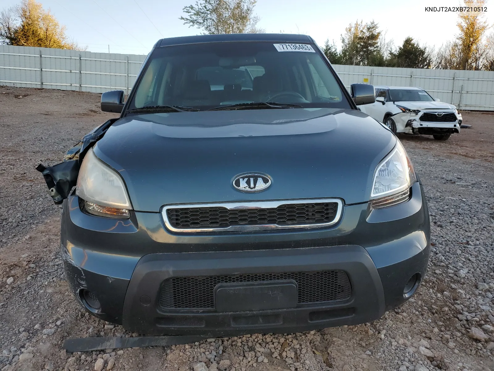 2011 Kia Soul + VIN: KNDJT2A2XB7210512 Lot: 77136463