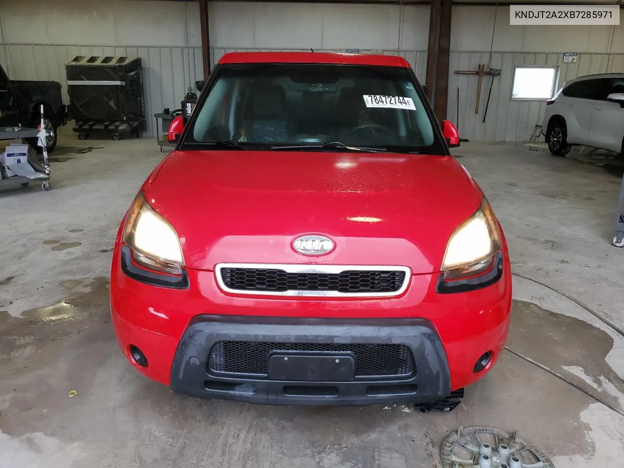 2011 Kia Soul + VIN: KNDJT2A2XB7285971 Lot: 78472744