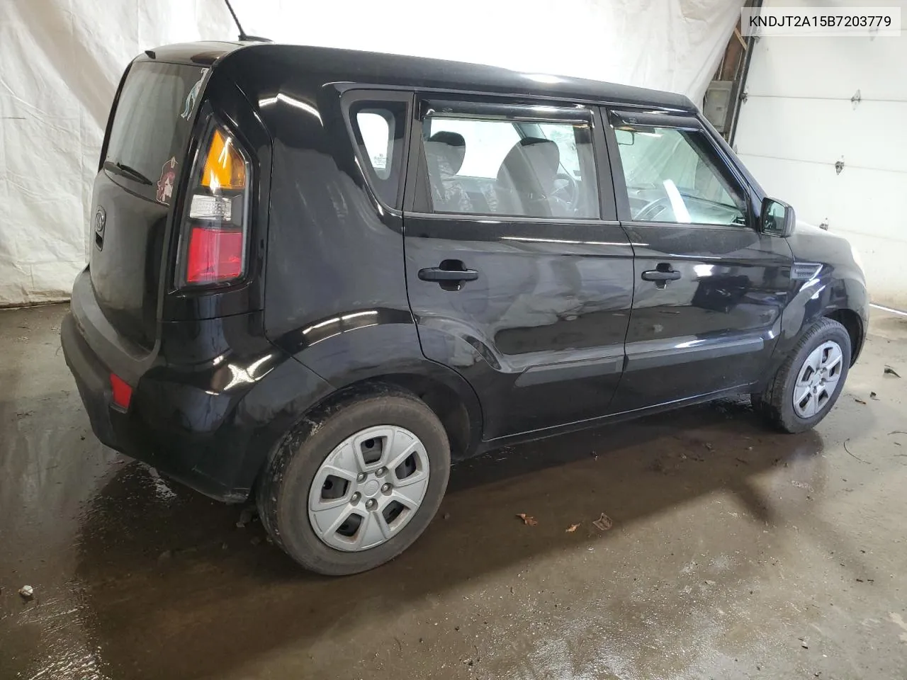 KNDJT2A15B7203779 2011 Kia Soul