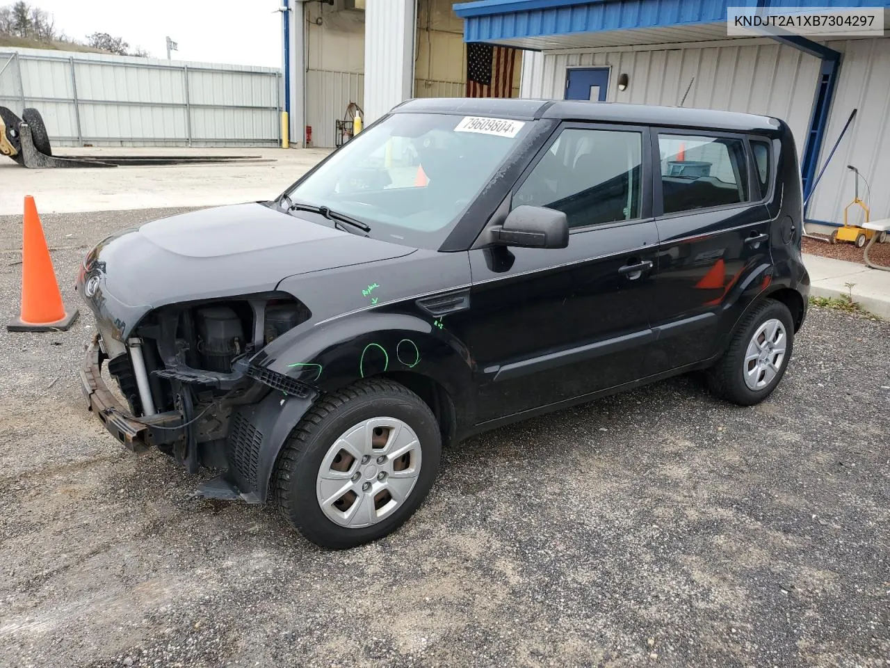 2011 Kia Soul VIN: KNDJT2A1XB7304297 Lot: 79609804