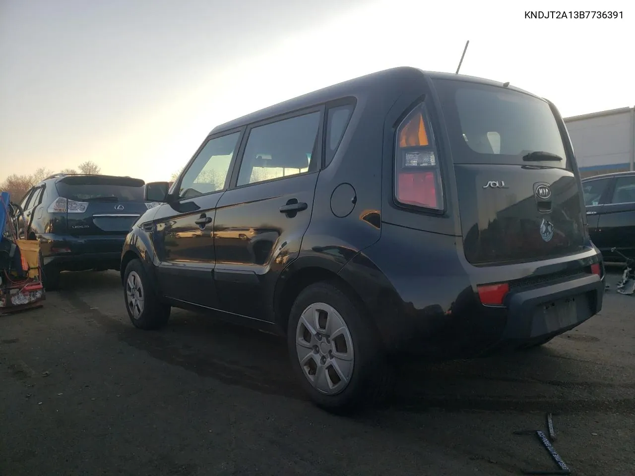 2011 Kia Soul VIN: KNDJT2A13B7736391 Lot: 81587984