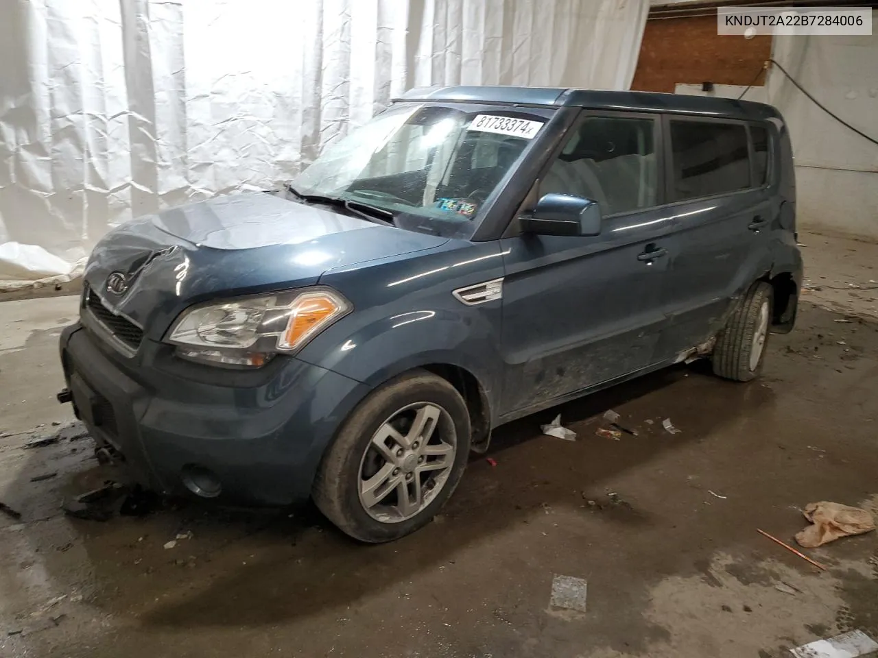 2011 Kia Soul + VIN: KNDJT2A22B7284006 Lot: 81733374