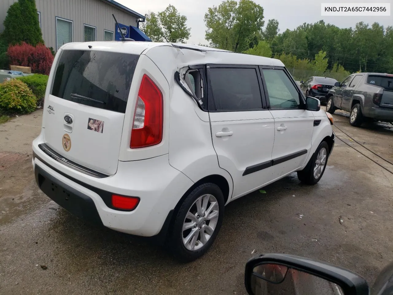 2012 Kia Soul + VIN: KNDJT2A65C7442956 Lot: 62993024