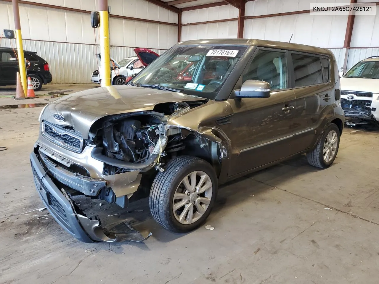 2012 Kia Soul + VIN: KNDJT2A65C7428121 Lot: 70178164