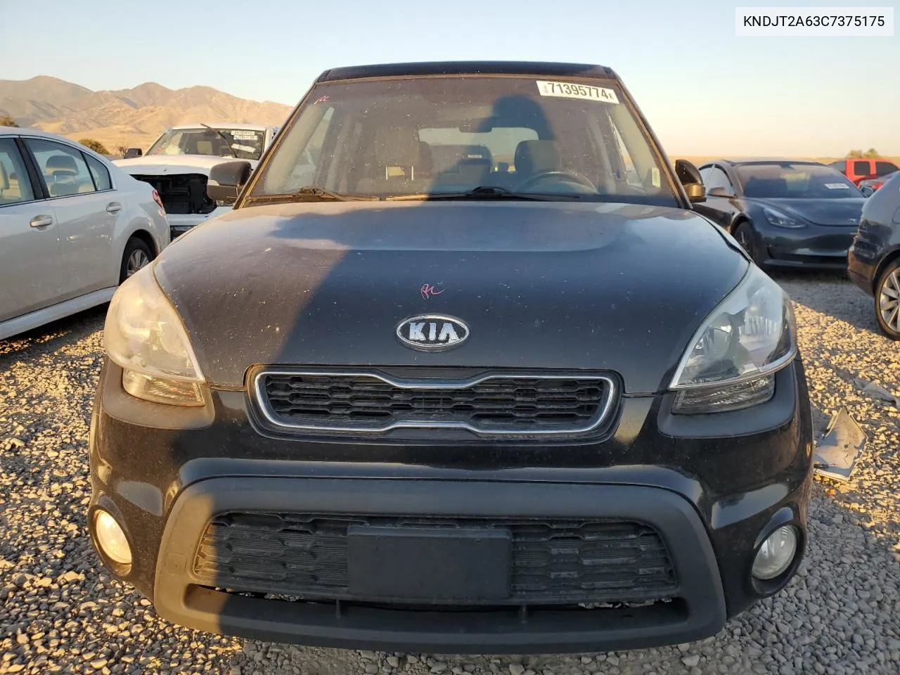 2012 Kia Soul + VIN: KNDJT2A63C7375175 Lot: 71395774