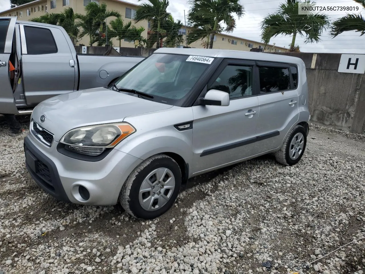 2012 Kia Soul VIN: KNDJT2A56C7398019 Lot: 74940564