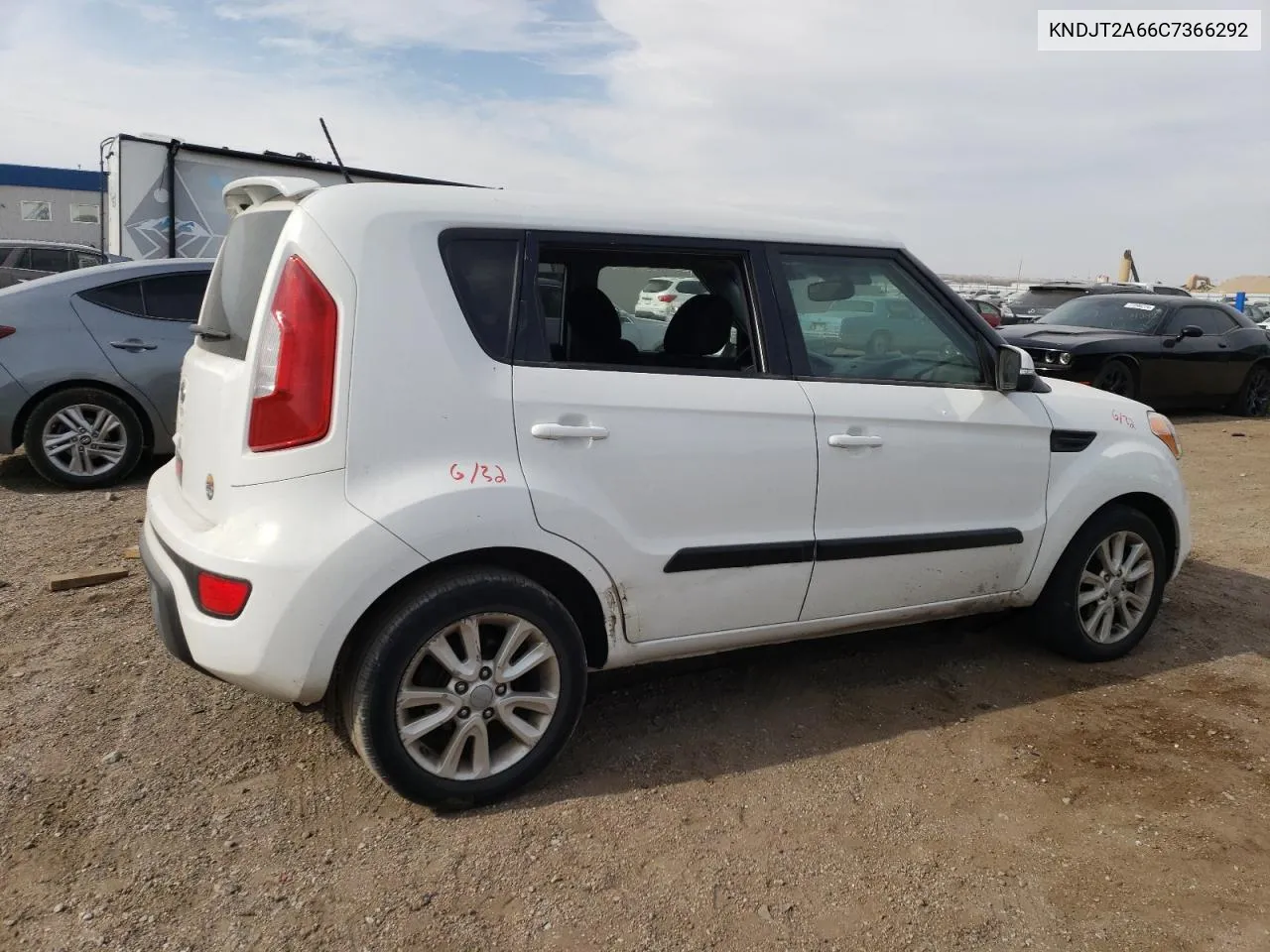 2012 Kia Soul + VIN: KNDJT2A66C7366292 Lot: 76585144