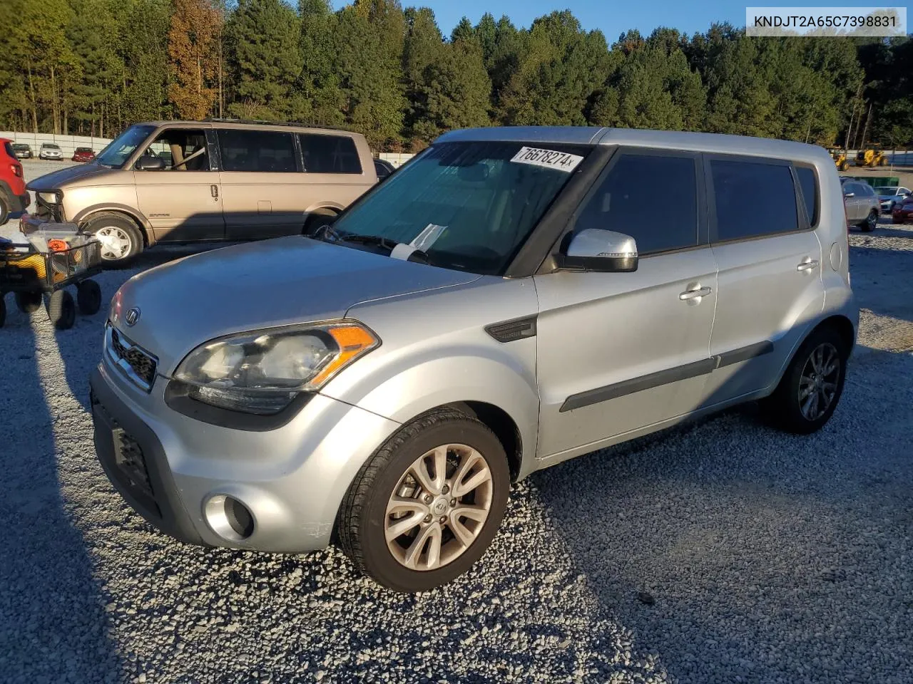 2012 Kia Soul + VIN: KNDJT2A65C7398831 Lot: 76678274