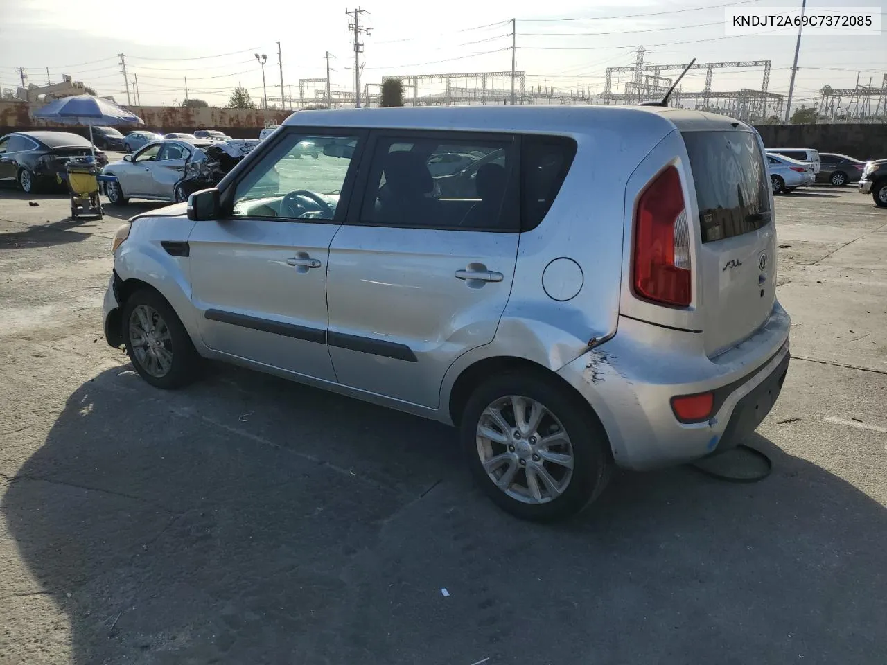 2012 Kia Soul + VIN: KNDJT2A69C7372085 Lot: 79518454