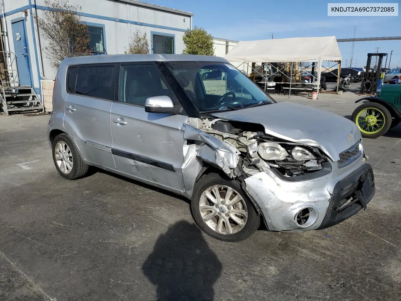 2012 Kia Soul + VIN: KNDJT2A69C7372085 Lot: 79518454