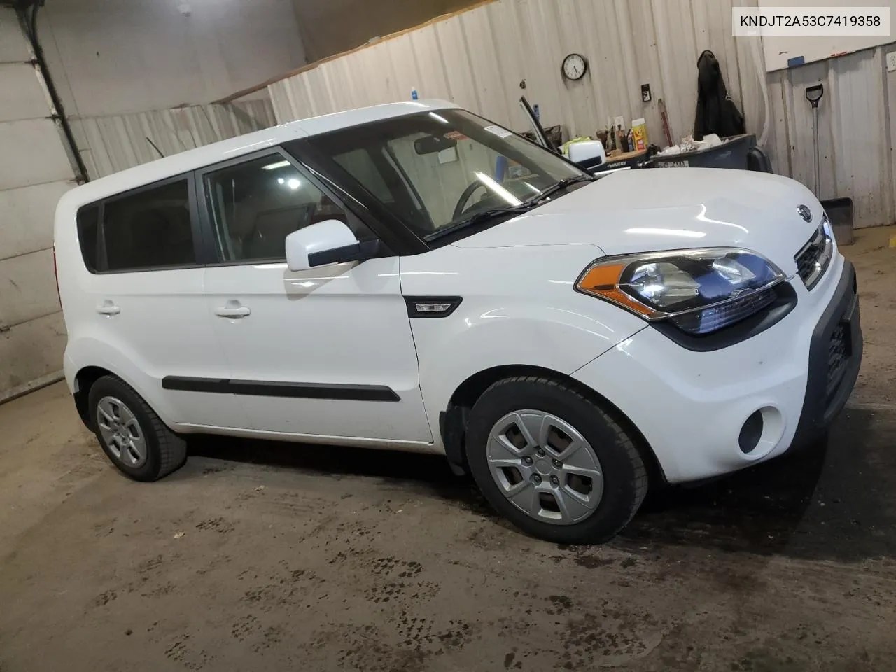 2012 Kia Soul VIN: KNDJT2A53C7419358 Lot: 81076284