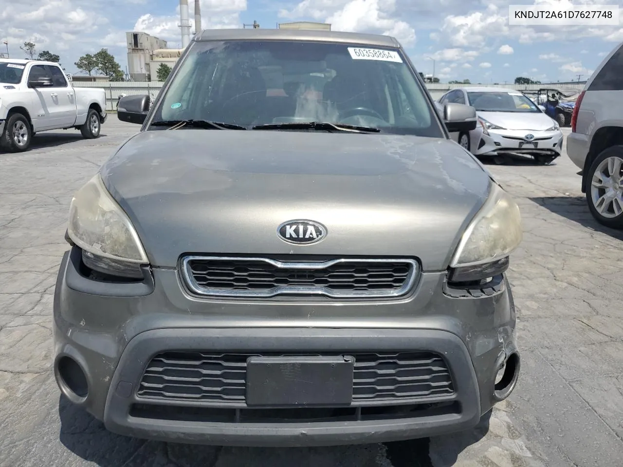 2013 Kia Soul + VIN: KNDJT2A61D7627748 Lot: 60358864