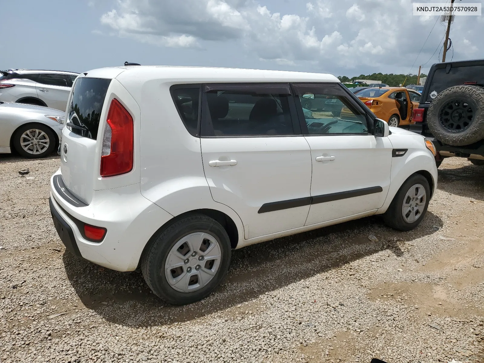 2013 Kia Soul VIN: KNDJT2A53D7570928 Lot: 63996074