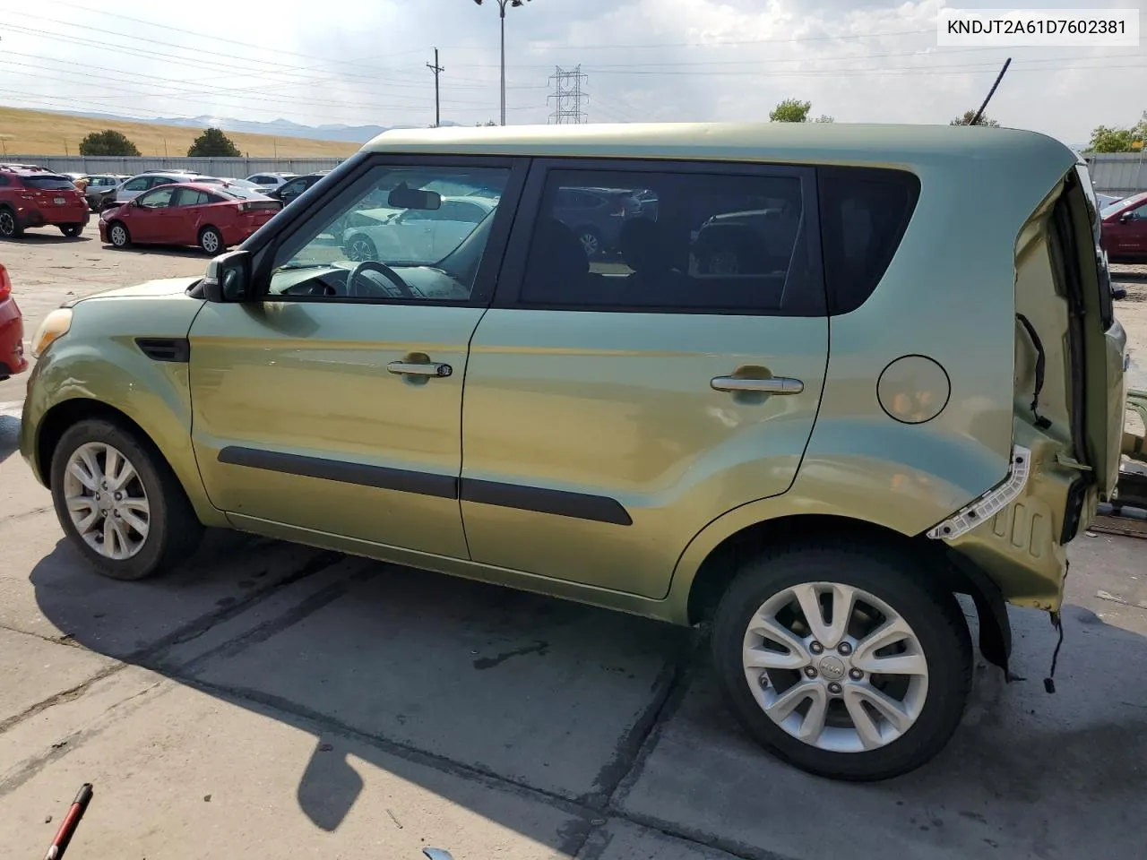 KNDJT2A61D7602381 2013 Kia Soul +